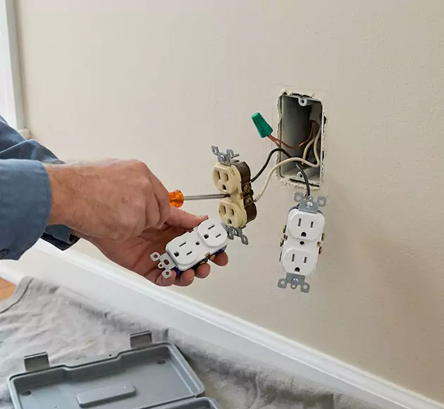 Professional Outlet Replacement: Your Local Swap-Out Team in Dublin, OH